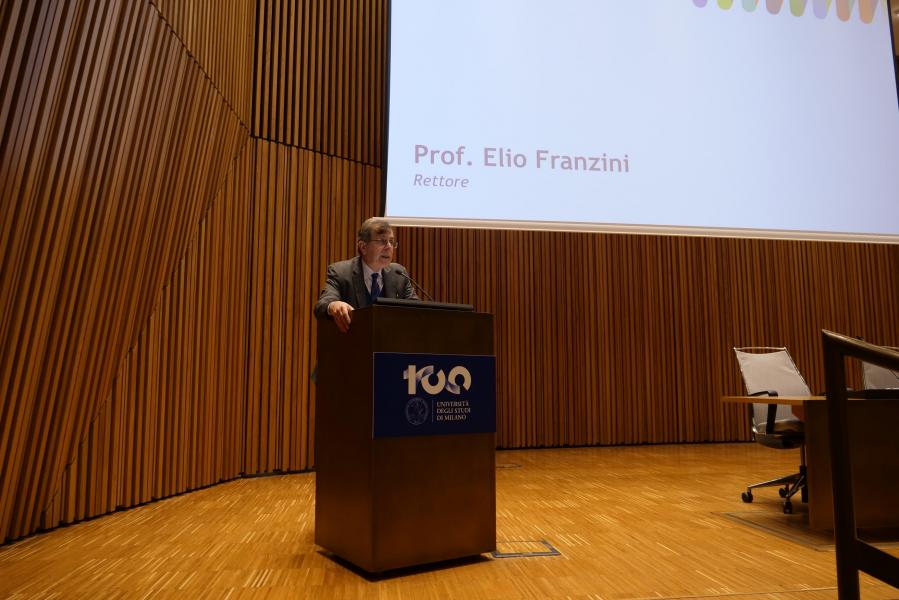 Il saluto di benvenuto del rettore Elio Franzini in Aula Magna