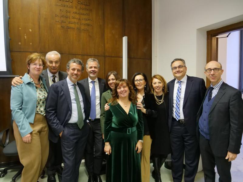 Il direttivo dell'associazione Algiusmi con Francesco Viganò