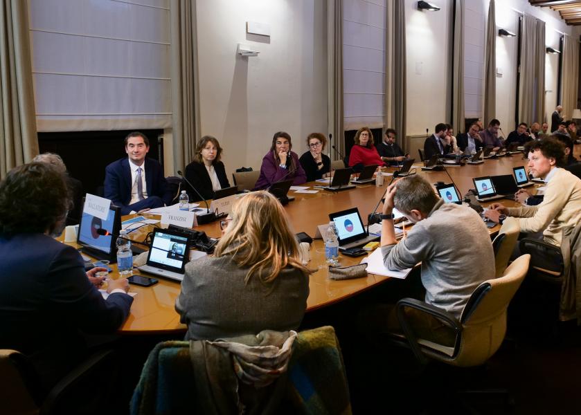 Un momento della presentazione del libro di Francesco Billari, rettore dell’Università Bocconi di Milano.