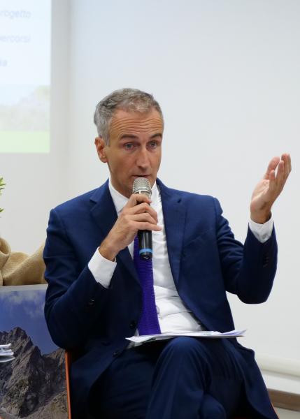 Alessandro Fermi, assessore all’Università, Ricerca e Innovazione di Regione Lombardia all'evento “Alleanze per le montagne”, nella sede di UNIMONT