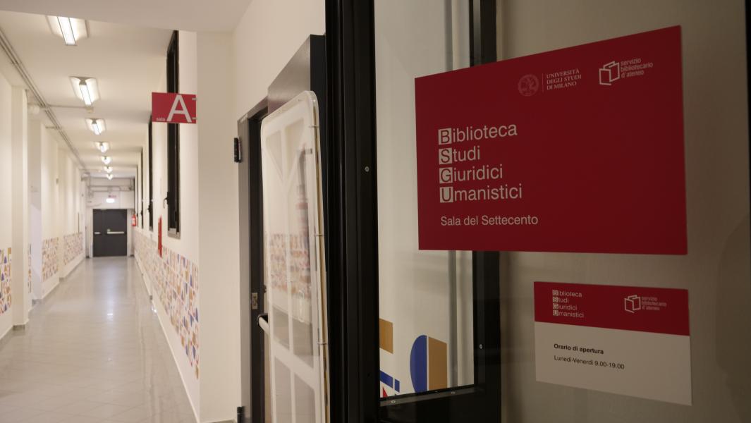 Ingresso della Sala del Settecento di via Festa del Perdono 3.