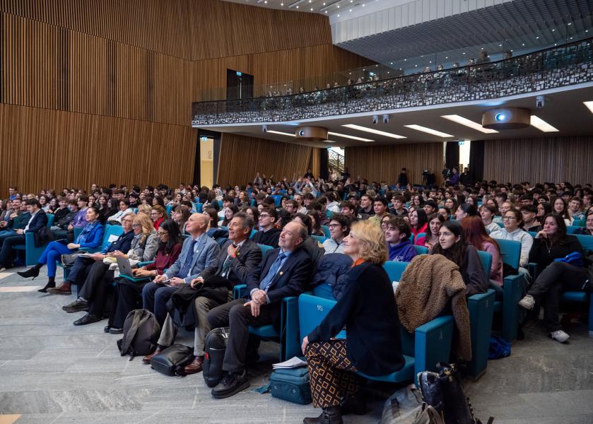 Oltre 600 alunni delle scuole milanesi e della Lombardia ospiti in Aula Magna.