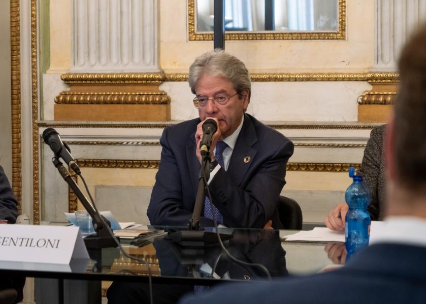 Lectio magistralis di Paolo Gentiloni, già Commissario europeo e già presidente del Consiglio, al convegno “La sfida europea in prospettiva storica. A ottant'anni dalla fine della Seconda guerra mondiale” nell’ambito delle iniziative organizzate per l’80° Anniversario della Liberazione.