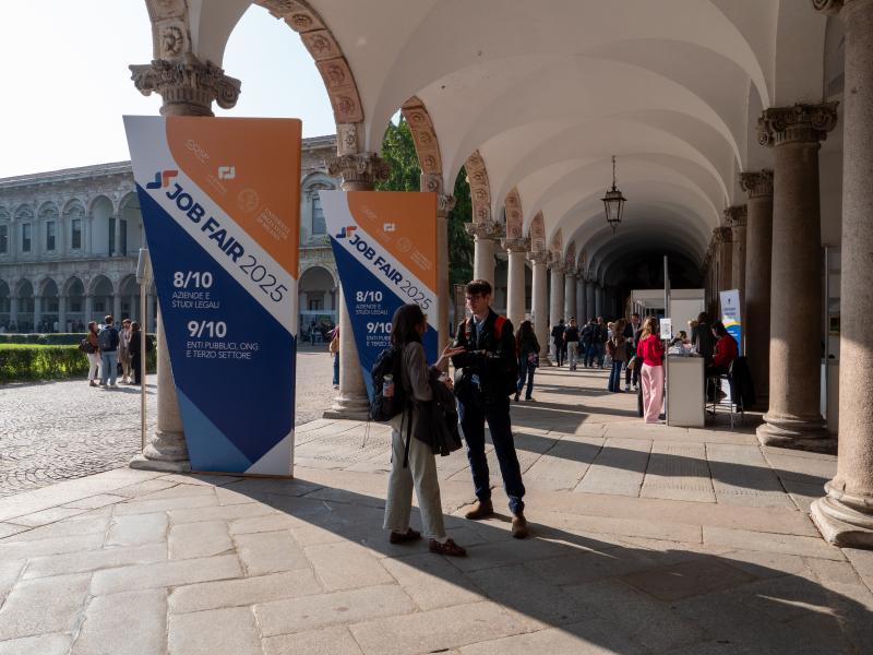 Colloqui con aziende e servizi di cv check in Statale per la Job Fair