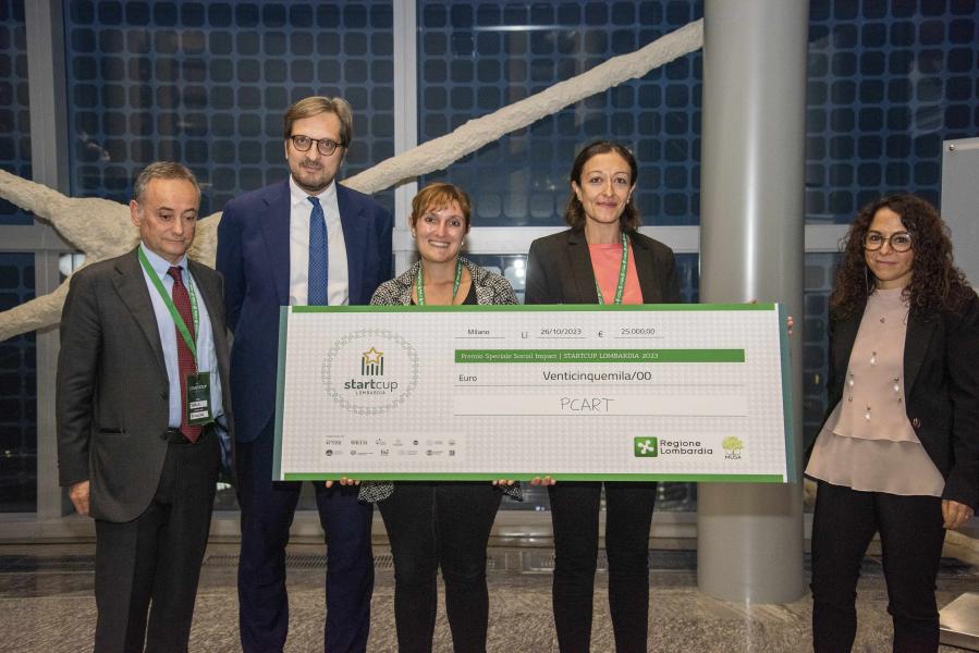 Il team del progetto PCART,  Premio Speciale Social Impact