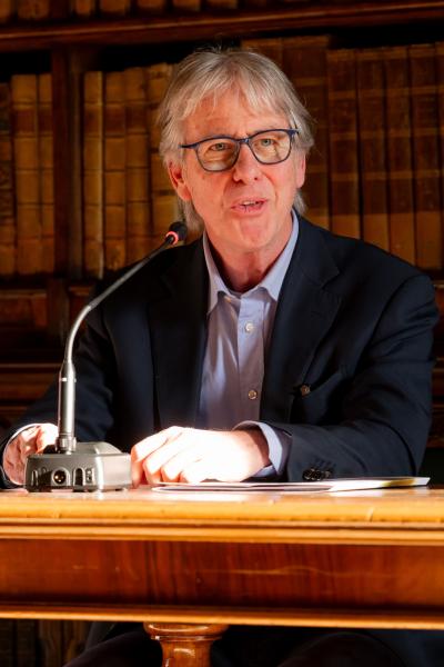 Martin Kater, delegato per la Conservazione e la Valorizzazione degli Orti Botanici e Musei della Statale, alla conferenza stampa alla Braidense - Foto di Saverio Lombardi Vallauri