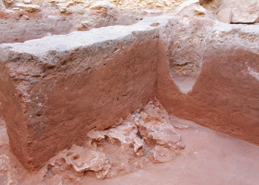 Dig O: stone mould for bronze artefact
