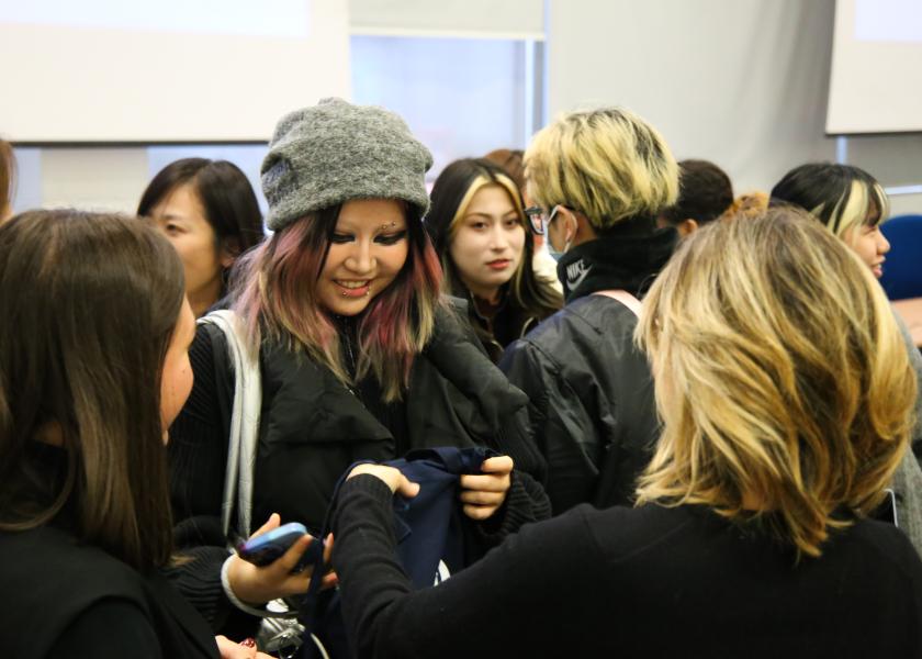 Studenti e studentesse cinesi al Welcome Day dei programmi Marco Polo e Turandot.