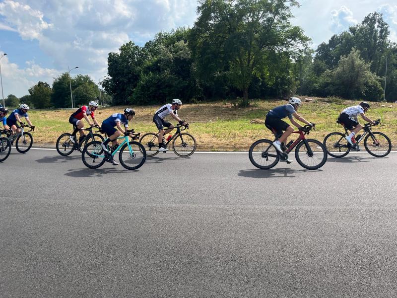 Un momento della gara sul percorso di circa 30 km in zona Idroscalo