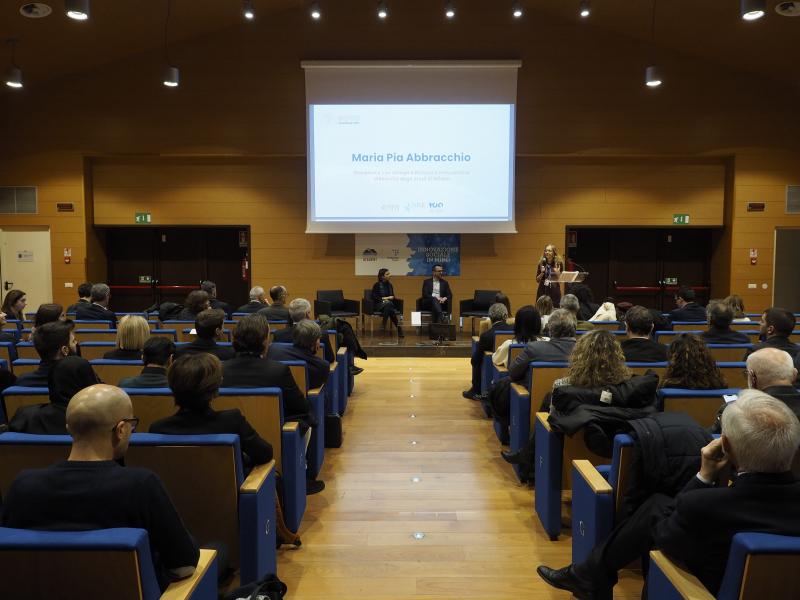Un momento dell'iniziativa alla Fondazione Triulza, a Mind, con la prorettrice Maria Pia Abbracchio, e Roberto Tiezzi
