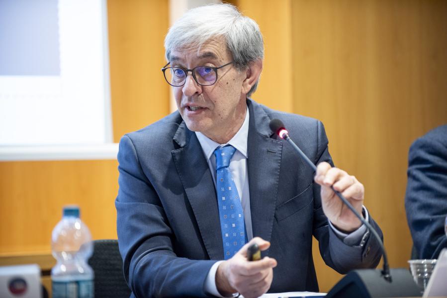 Mario Mezzanzanica, prorettore per l’alta formazione e per le attività del job placement, e curatore del Rapporto MHEO 