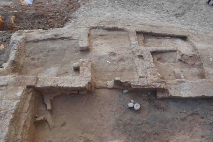 Edificio bruciato missione MAIPE
