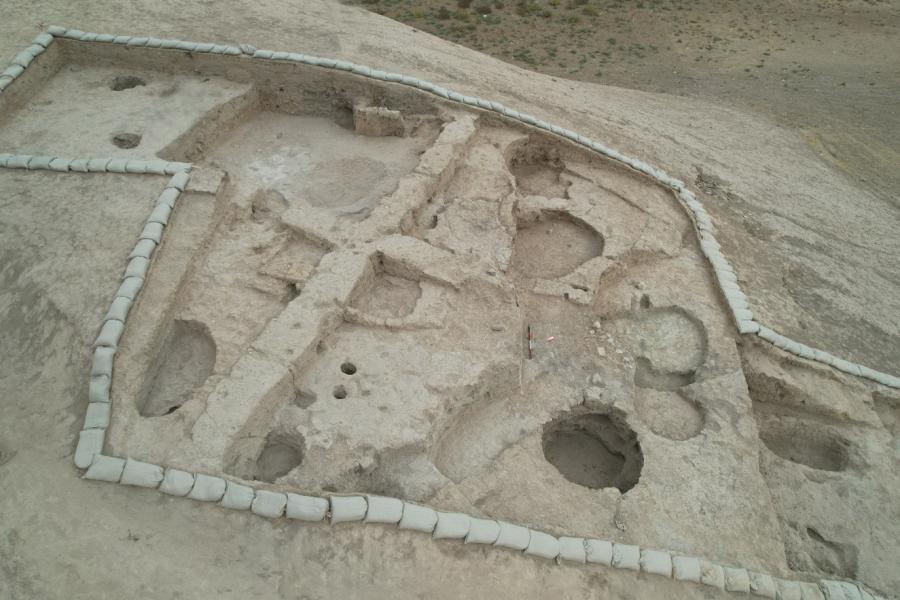L'edificio ellenistico sulla sommità del sito 